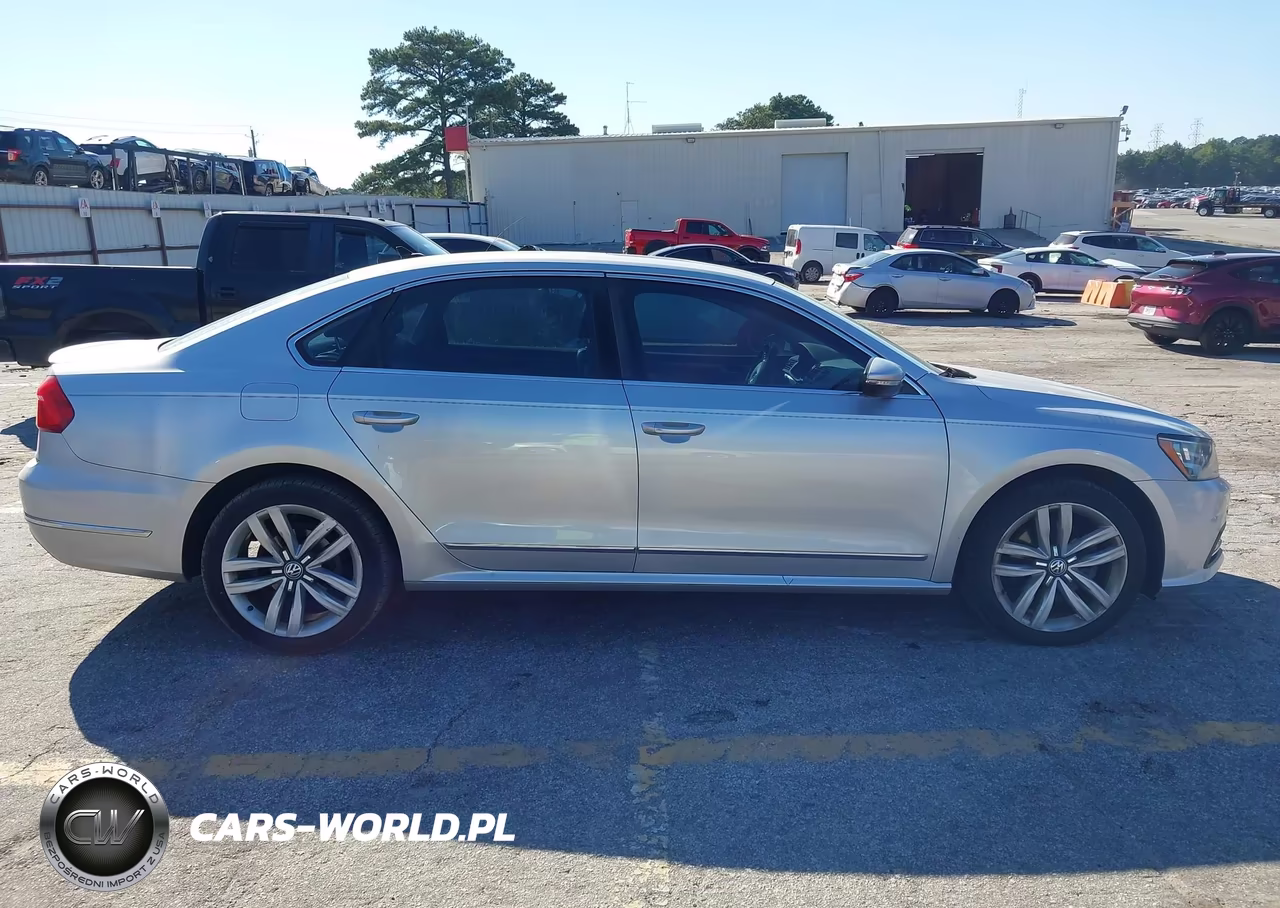 2016 Volkswagen Passat 1.8T Sel VIN:1VWCS7A34GC028947 - 12