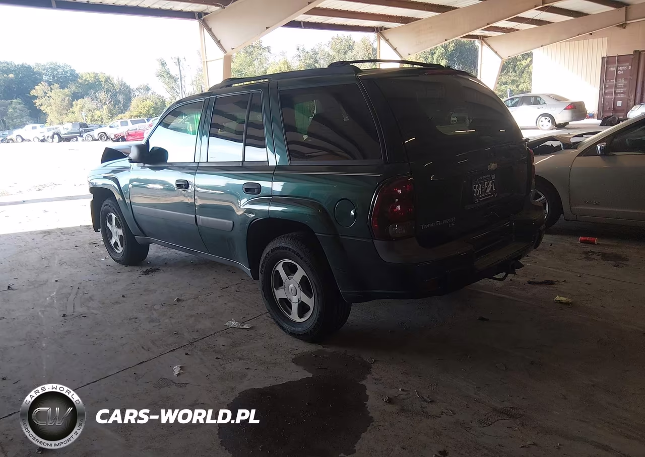 2005 Chevrolet Trailblazer Ls VIN:1GNDT13S452198192 - 3