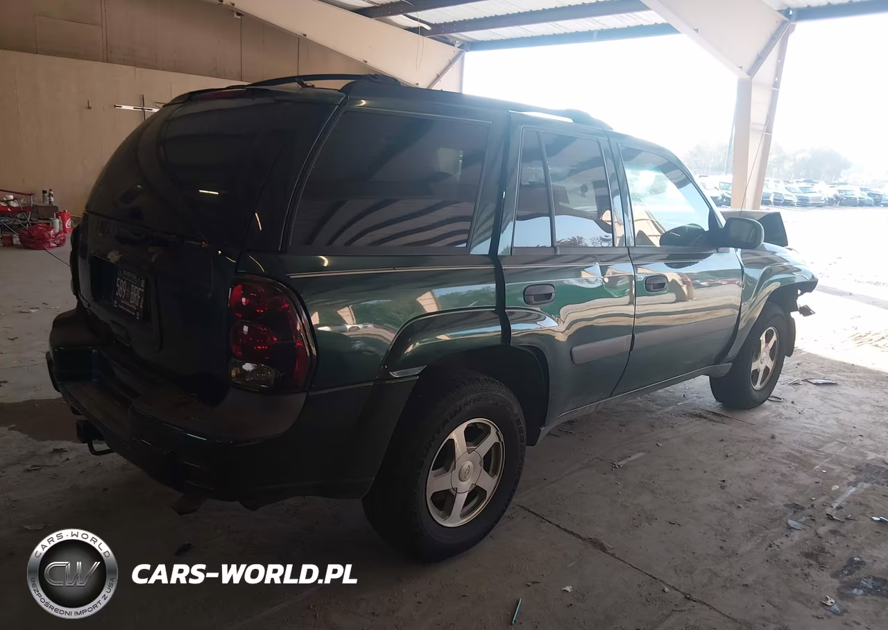 2005 Chevrolet Trailblazer Ls VIN:1GNDT13S452198192 - 4