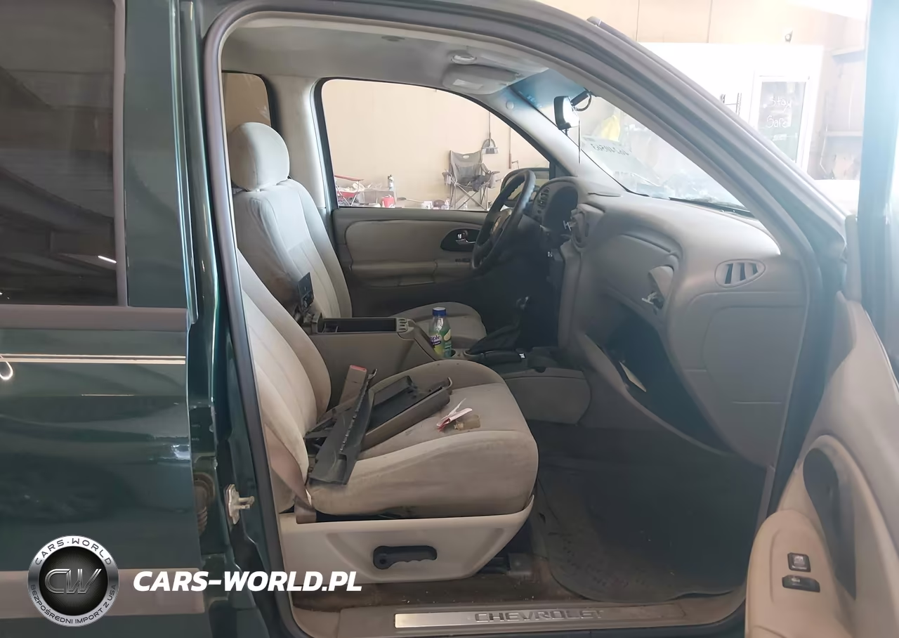 2005 Chevrolet Trailblazer Ls VIN:1GNDT13S452198192 - 5