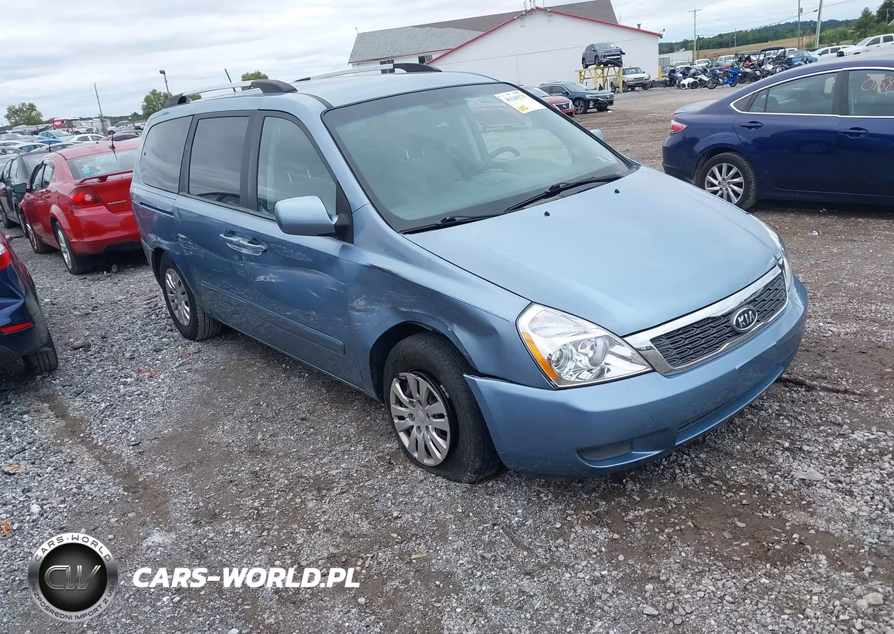 2011 Kia Sedona Lx