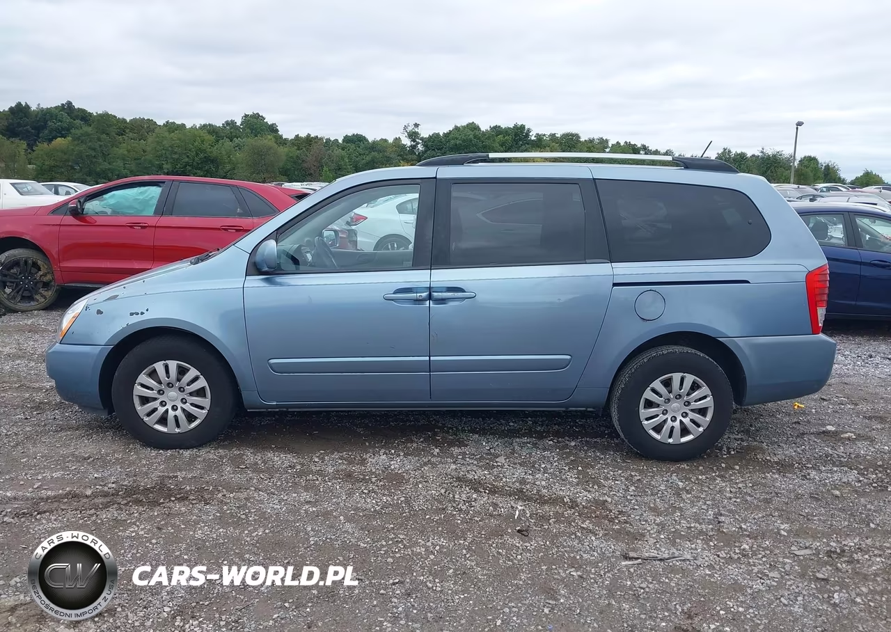 2011 Kia Sedona Lx VIN:KNDMG4C71B6366885 - 14