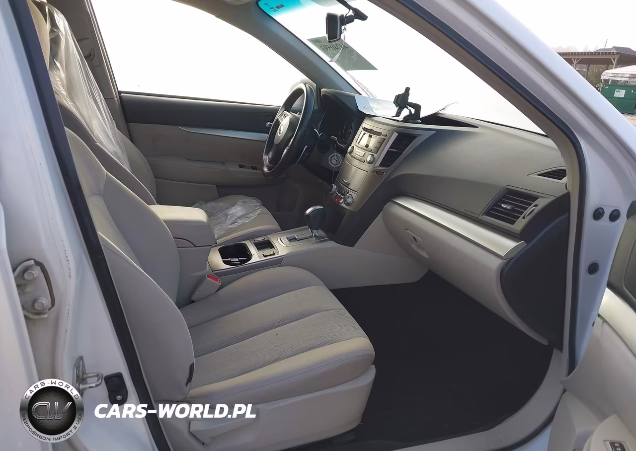 2013 Subaru Outback 2.5I Premium VIN:4S4BRBCC4D3263995 - 5