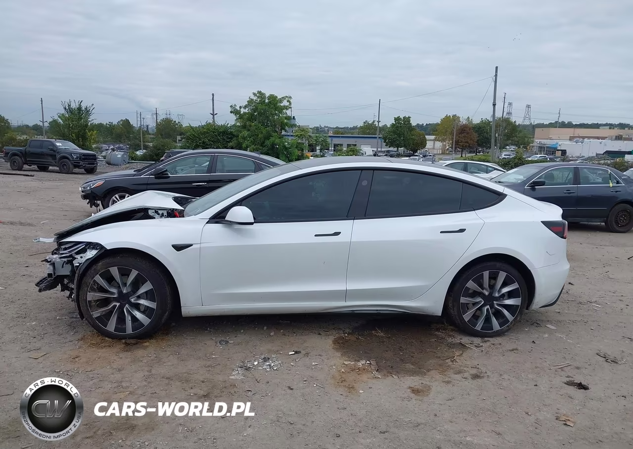 2024 Tesla Model 3 Long Range Dual Motor All-Wheel Drive VIN:5YJ3E1EB4RF824242 - 13