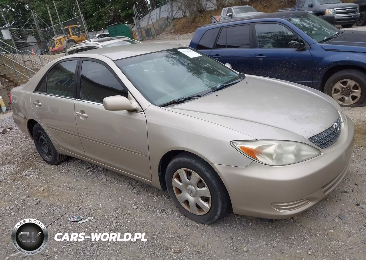 2004 Toyota Camry Le