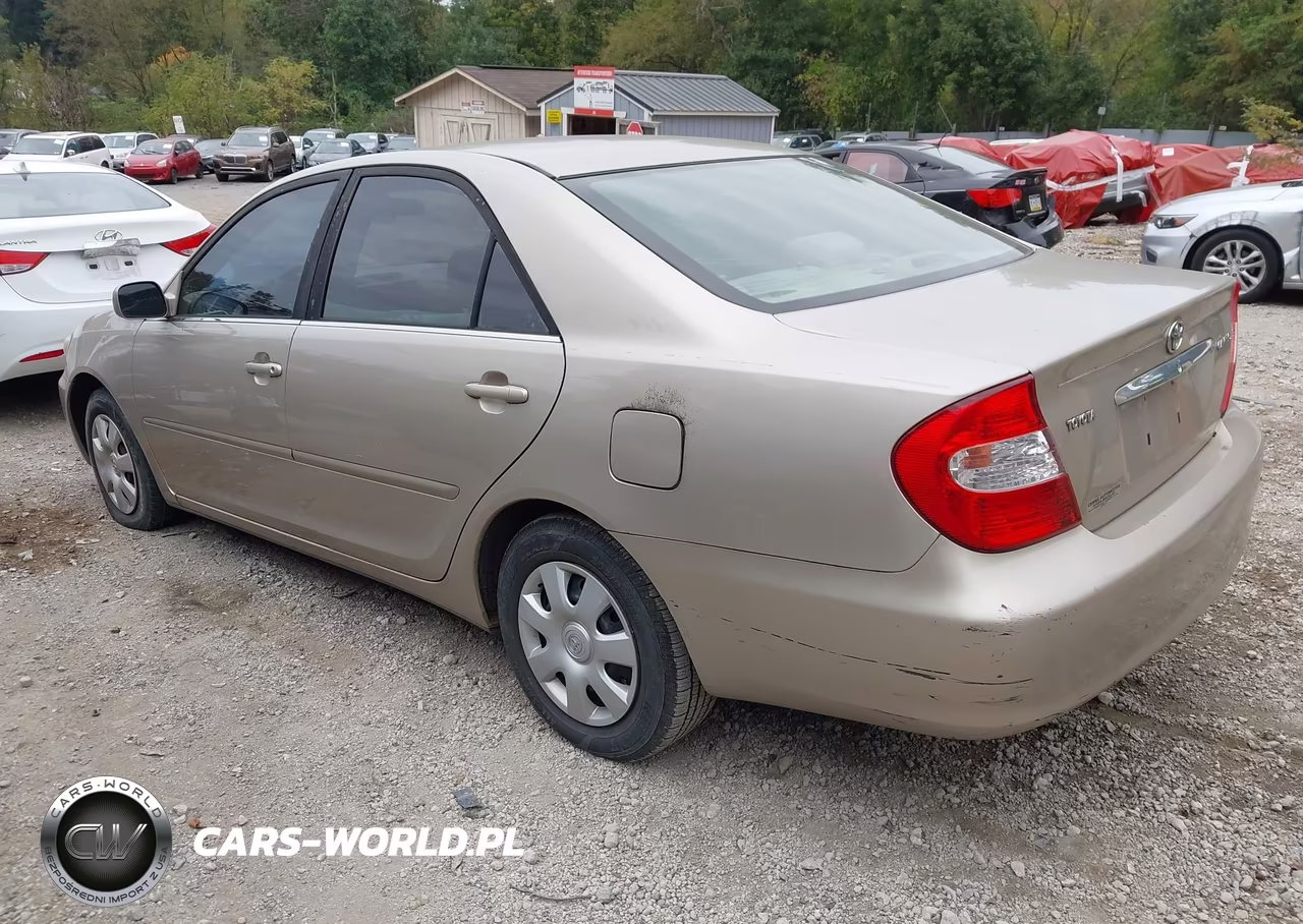 2004 Toyota Camry Le VIN:4T1BE32K04U339782 - 3