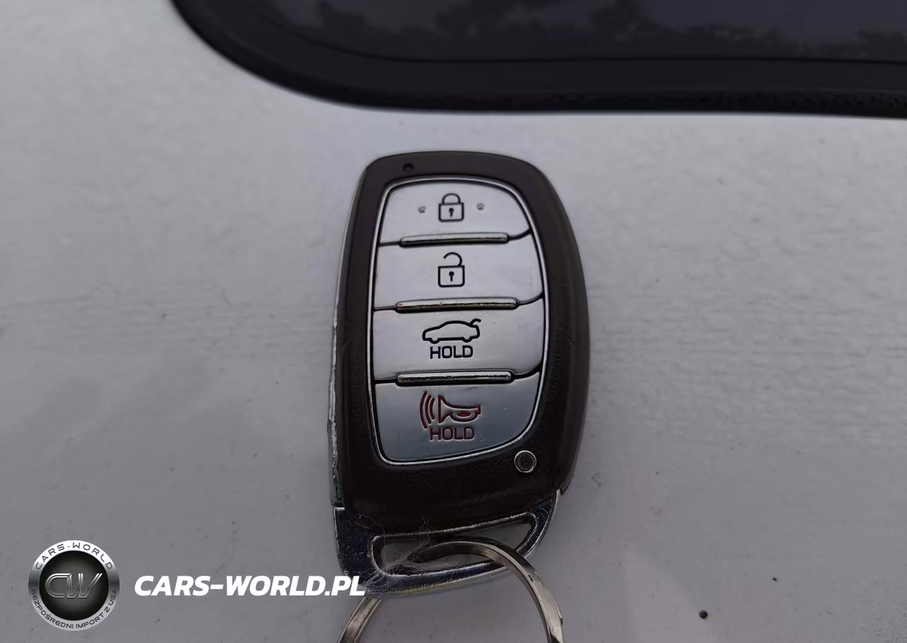 2018 Hyundai Elantra Value Edition VIN:5NPD84LFXJH357837 - 11