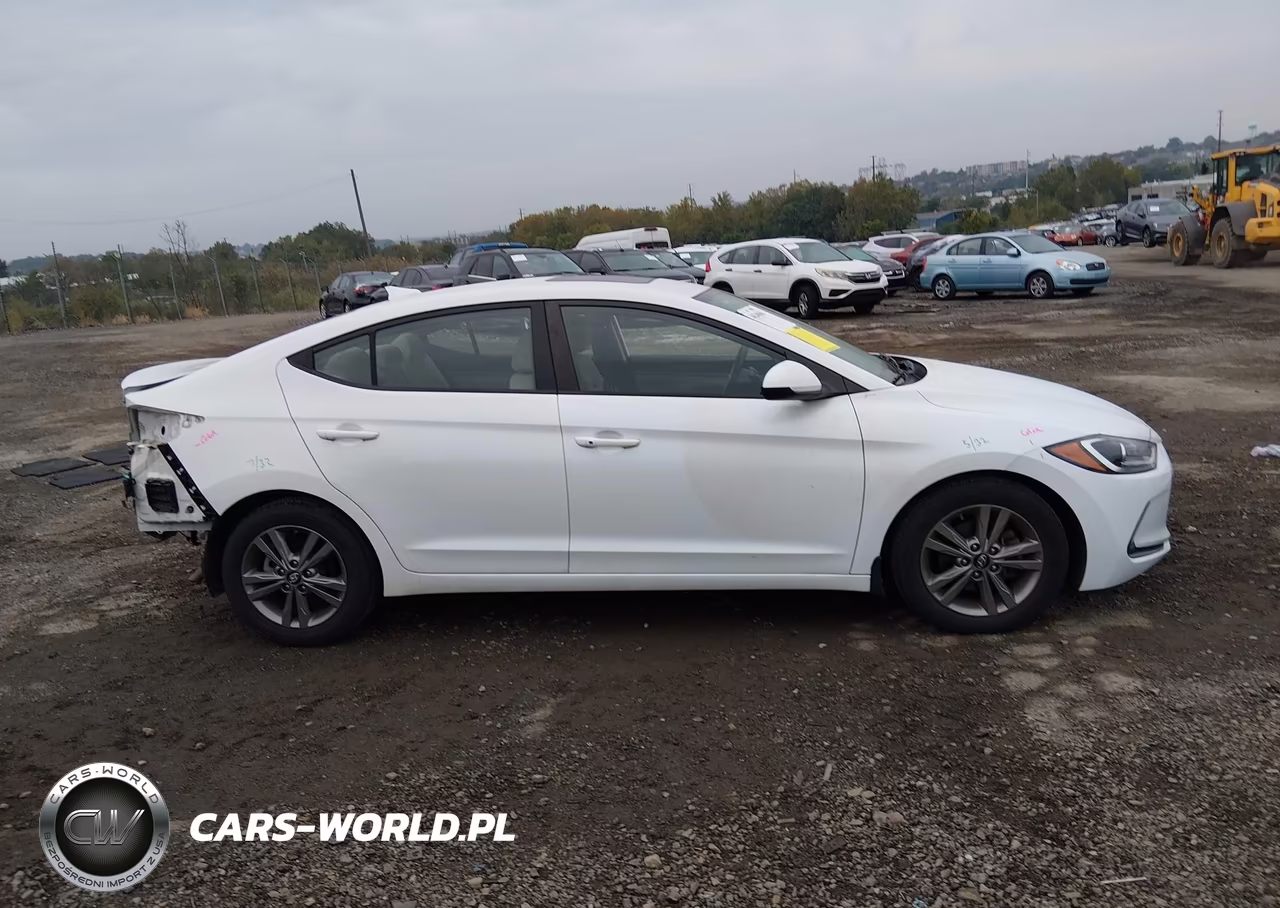 2018 Hyundai Elantra Value Edition VIN:5NPD84LFXJH357837 - 13