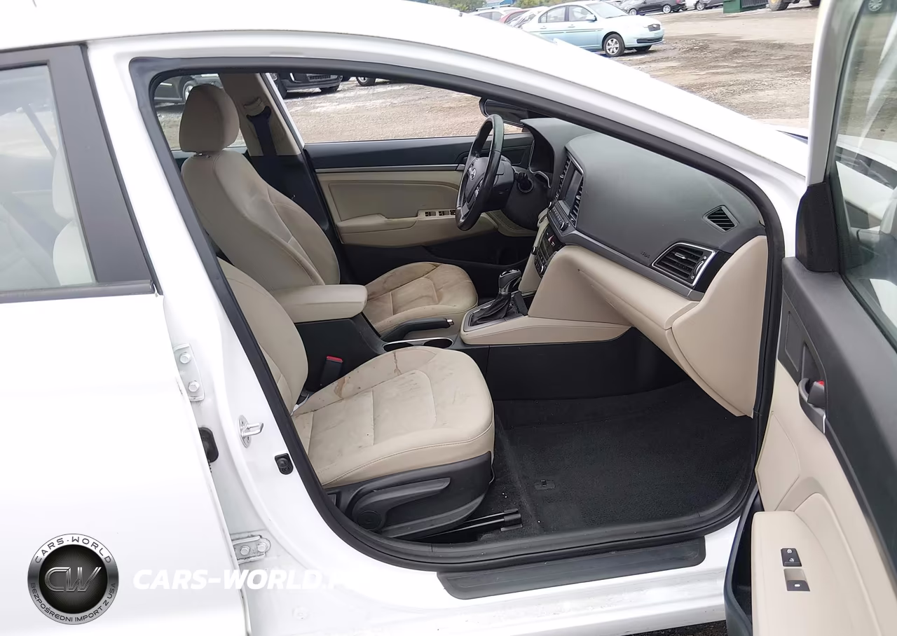 2018 Hyundai Elantra Value Edition VIN:5NPD84LFXJH357837 - 5