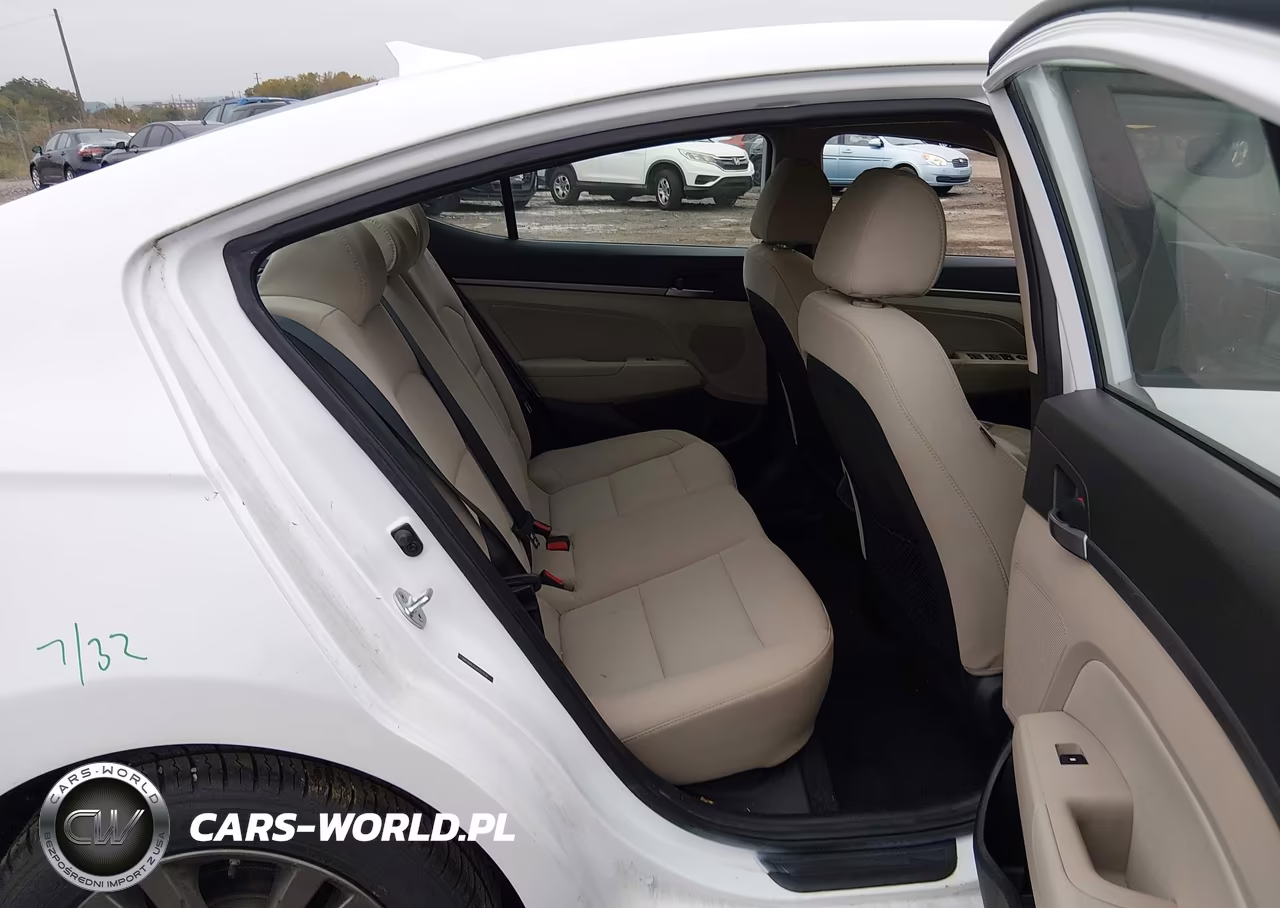 2018 Hyundai Elantra Value Edition VIN:5NPD84LFXJH357837 - 8