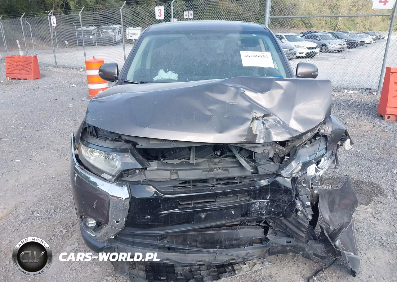 2017 Mitsubishi Outlander VIN:JA4AD3A3XHZ049632 - 12
