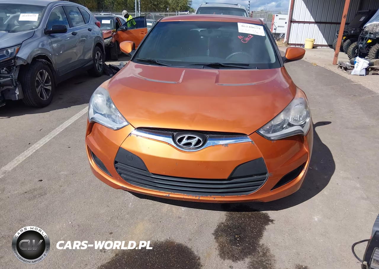 2014 Hyundai Veloster Base W-Black VIN:KMHTC6AD1EU182747 - 6