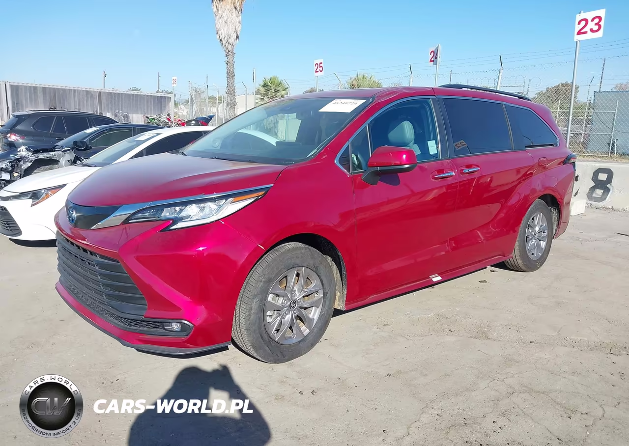 2026 Toyota Sienna Xle 8-Passenger VIN:5TDYRKEC2TS308960 - 2