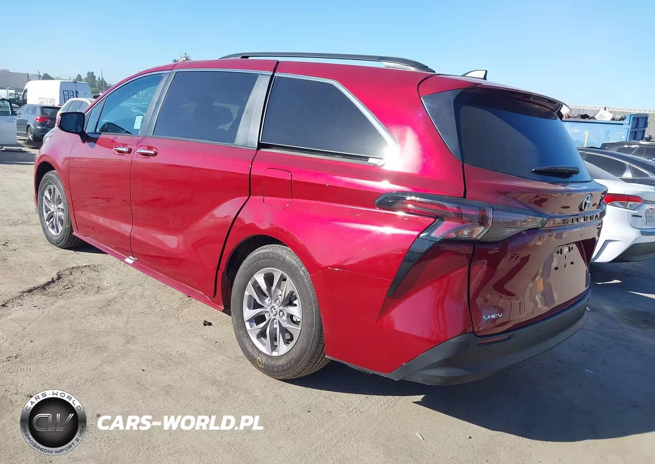 2026 Toyota Sienna Xle 8-Passenger VIN:5TDYRKEC2TS308960 - 3