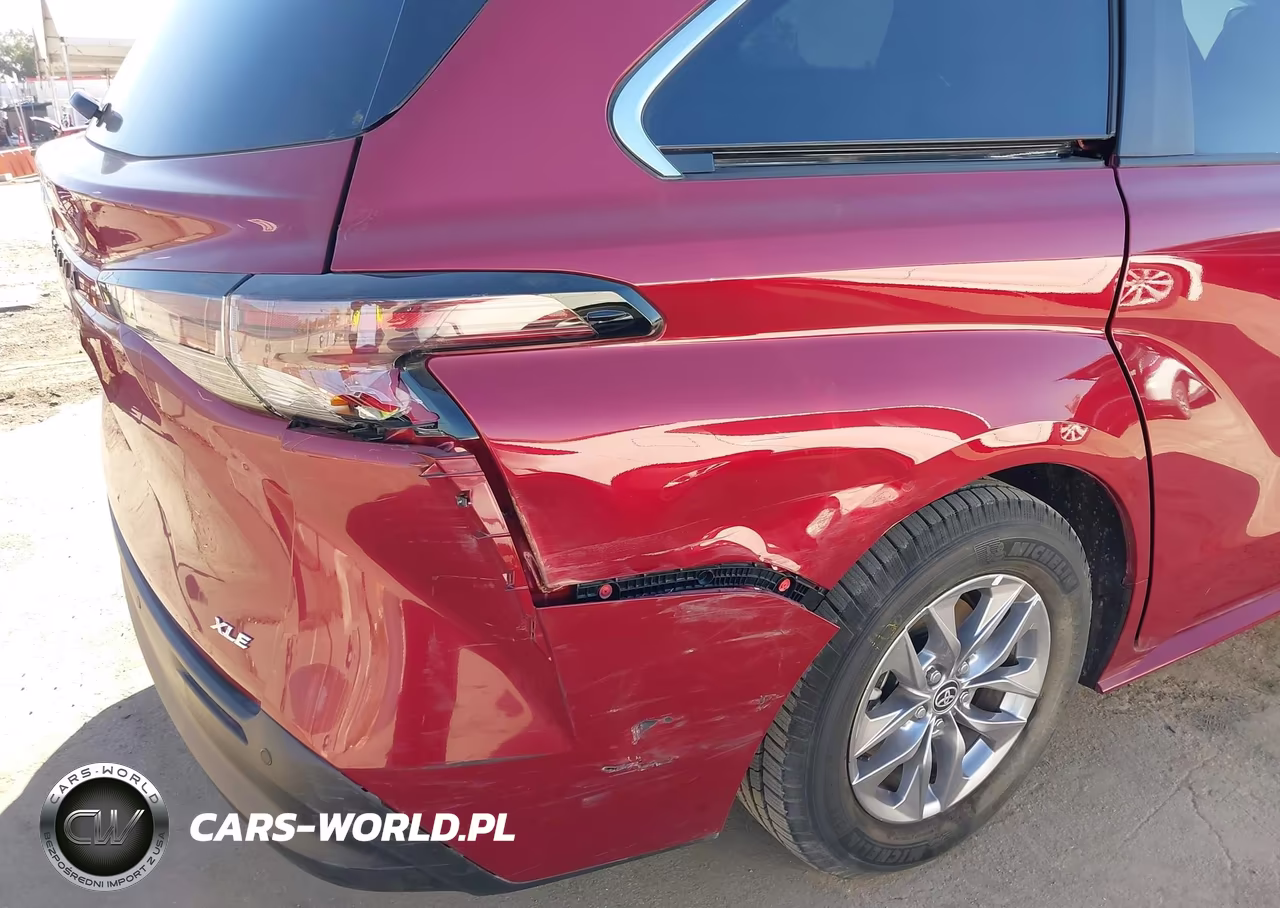 2026 Toyota Sienna Xle 8-Passenger VIN:5TDYRKEC2TS308960 - 6