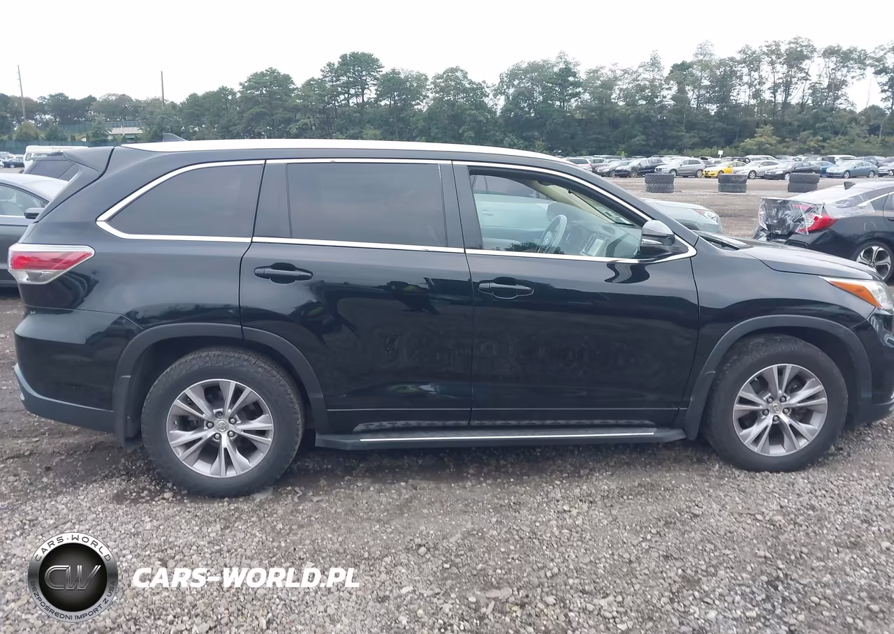 2014 Toyota Highlander Xle V6 VIN:5TDJKRFH0ES010810 - 13