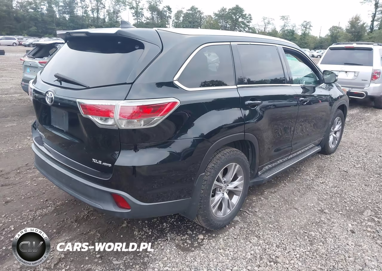 2014 Toyota Highlander Xle V6 VIN:5TDJKRFH0ES010810 - 4