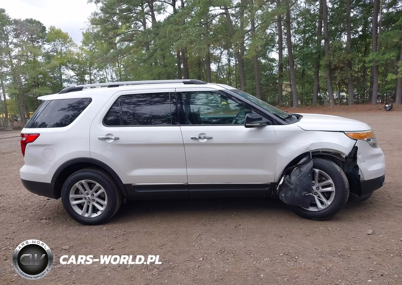 2015 Ford Explorer Xlt VIN:1FM5K7D93FGA25178 - 13