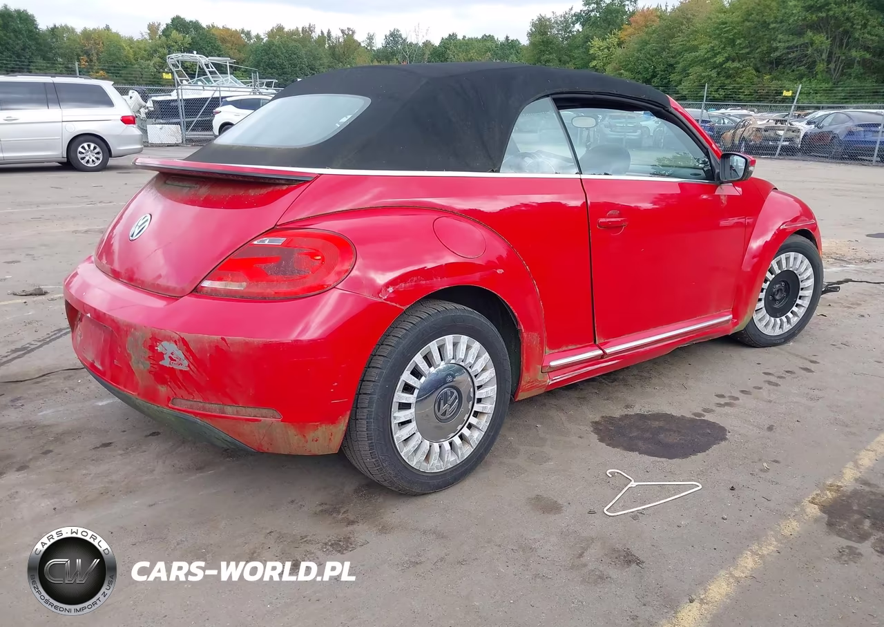2013 Volkswagen Beetle 2.5L VIN:3VW5P7AT1DM813883 - 4