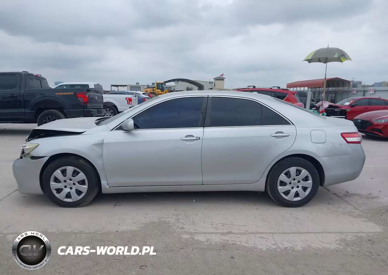 2010 Toyota Camry Le VIN:4T1BF3EK6AU112228 - 14