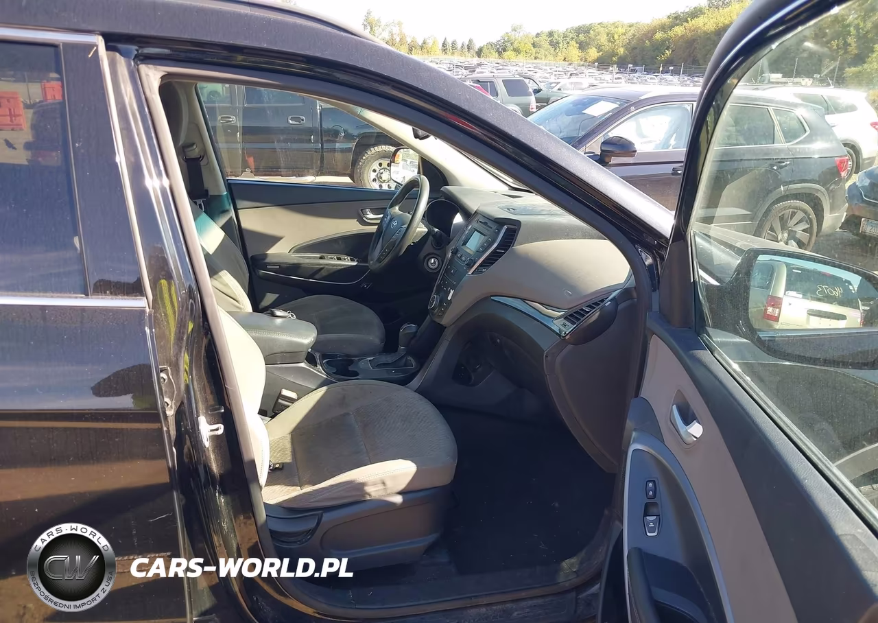2016 Hyundai Santa Fe Se VIN:KM8SMDHFXGU136129 - 5