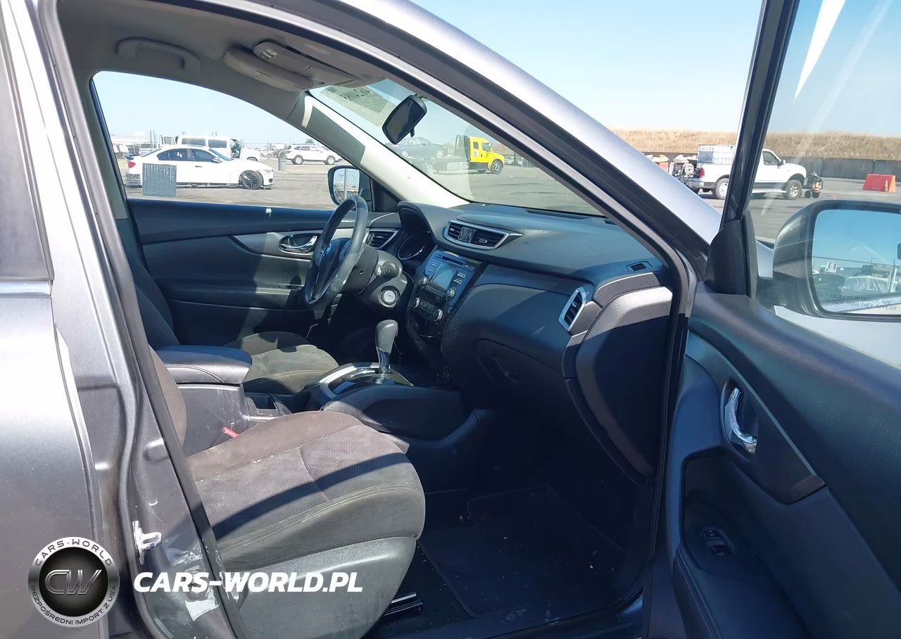 2015 Nissan Rogue S VIN:KNMAT2MTXFP560183 - 5