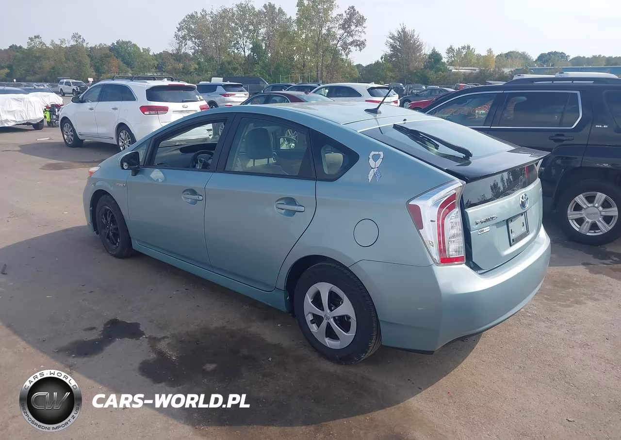 2015 Toyota Prius Three VIN:JTDKN3DU9F1904294 - 3