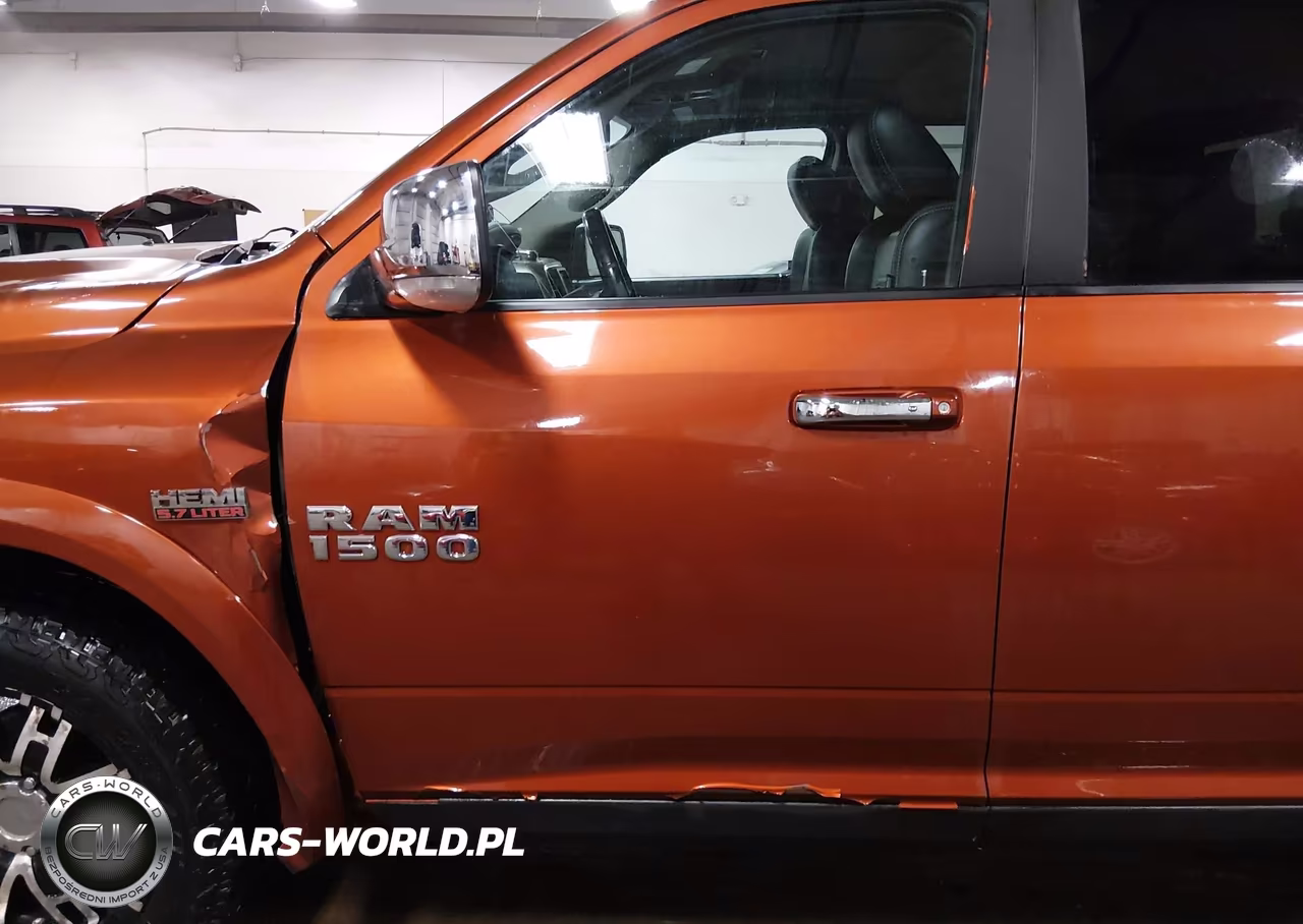 2013 Ram 1500 Laramie VIN:1C6RR7NT7DS637963 - 6