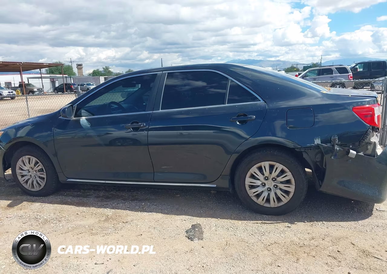 2013 Toyota Camry Le VIN:4T4BF1FK1DR308347 - 14