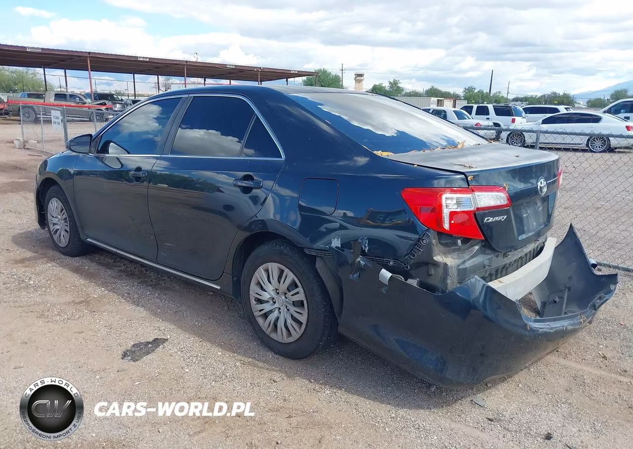 2013 Toyota Camry Le VIN:4T4BF1FK1DR308347 - 3