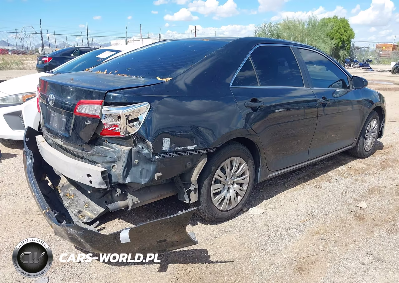 2013 Toyota Camry Le VIN:4T4BF1FK1DR308347 - 4