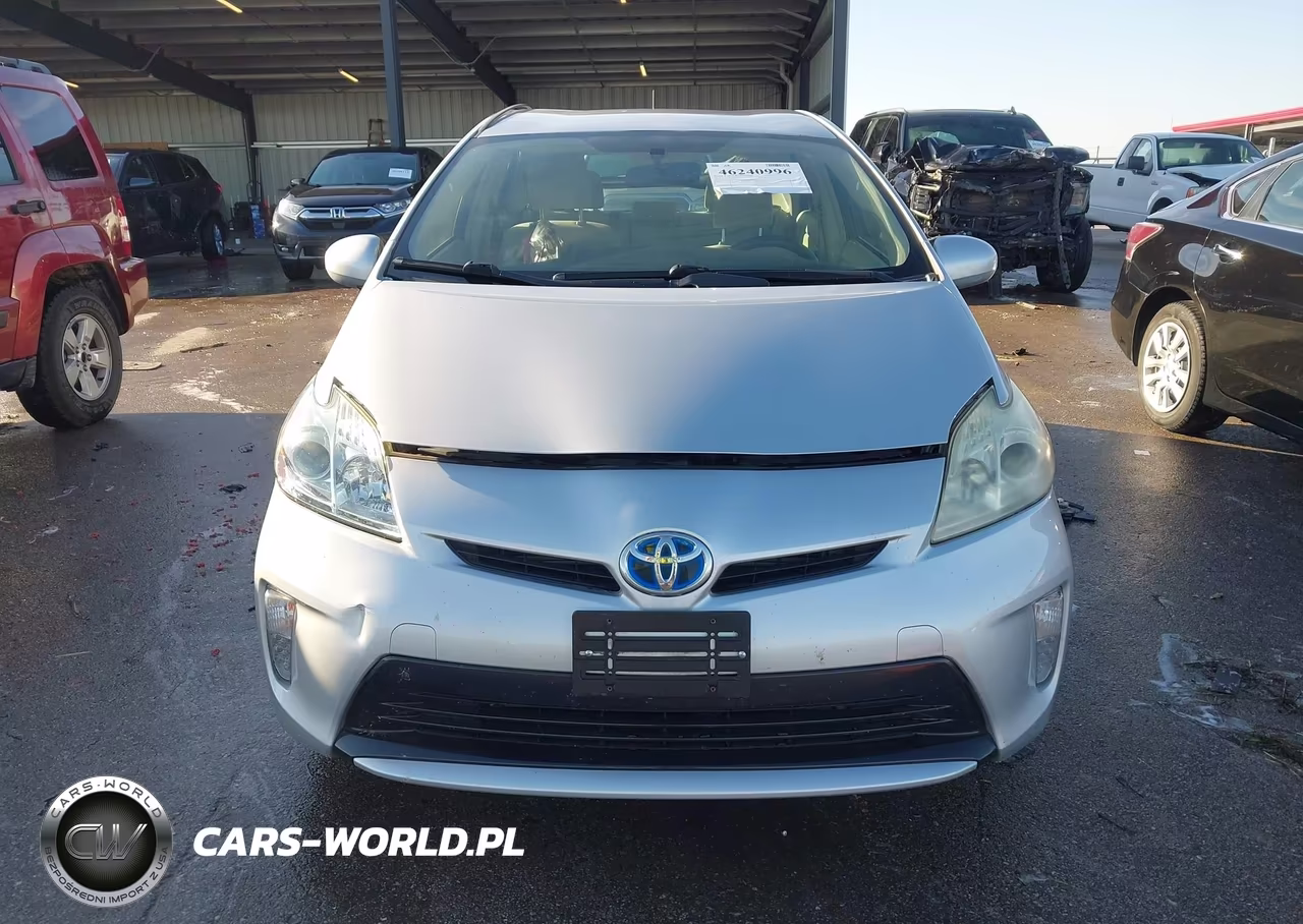 2013 Toyota Prius Two VIN:JTDKN3DU1D1676031 - 12