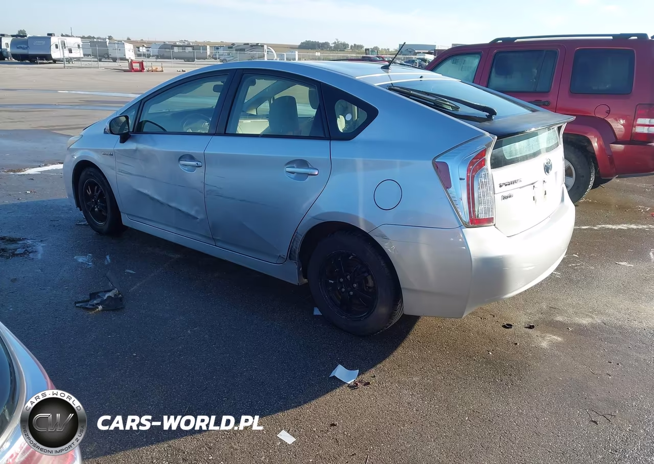 2013 Toyota Prius Two VIN:JTDKN3DU1D1676031 - 3
