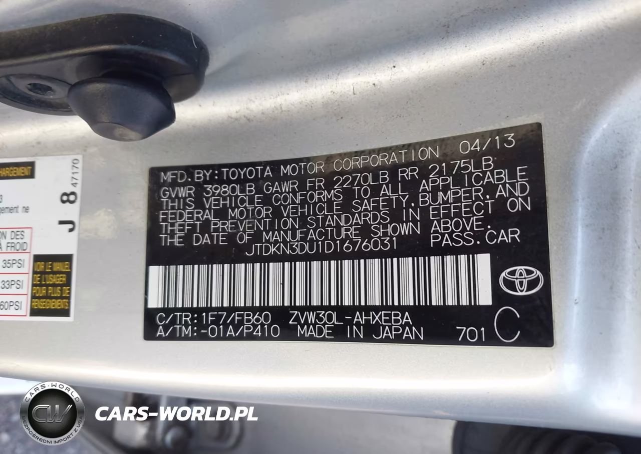 2013 Toyota Prius Two VIN:JTDKN3DU1D1676031 - 9