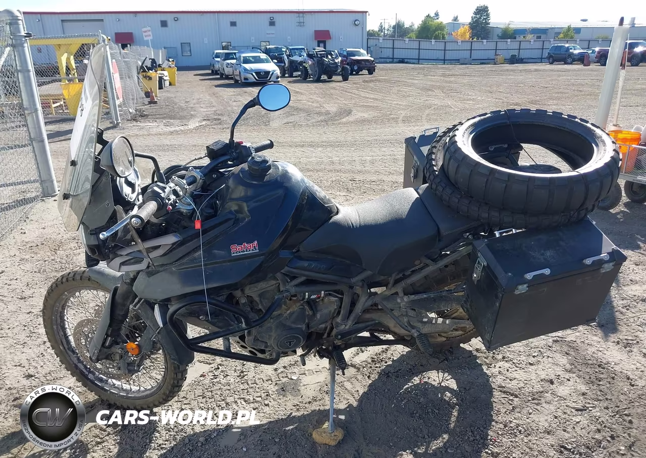 2015 Triumph Motorcycle Tiger 800Xcx VIN:SMTE07BF9FT689884 - 14