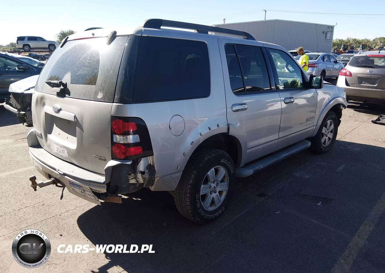 2007 Ford Explorer Xlt VIN:1FMEU73E37UB25292 - 4