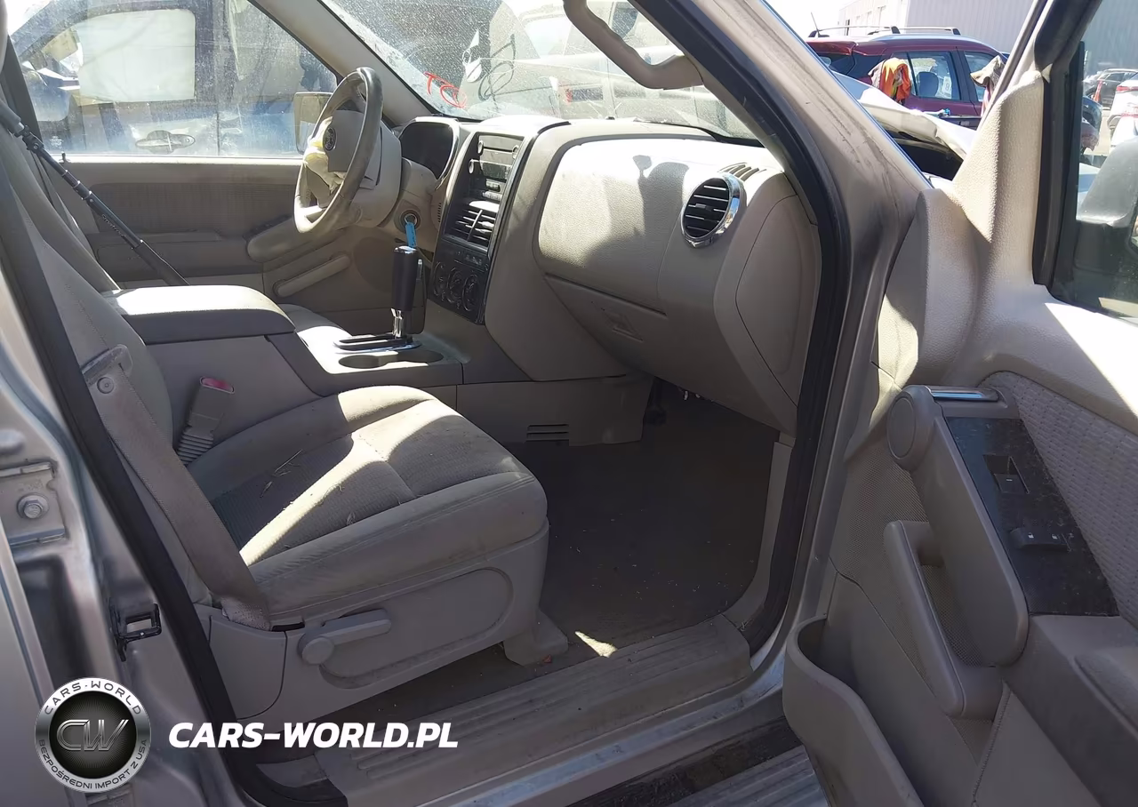 2007 Ford Explorer Xlt VIN:1FMEU73E37UB25292 - 5