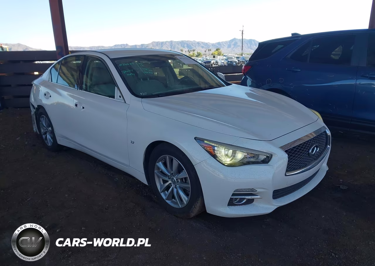 2015 Infiniti Q50 – zdjęcie 1 z 12