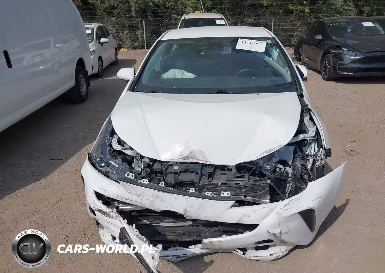 2022 Toyota Prius Le VIN:JTDKAMFU7N3176475 - 12