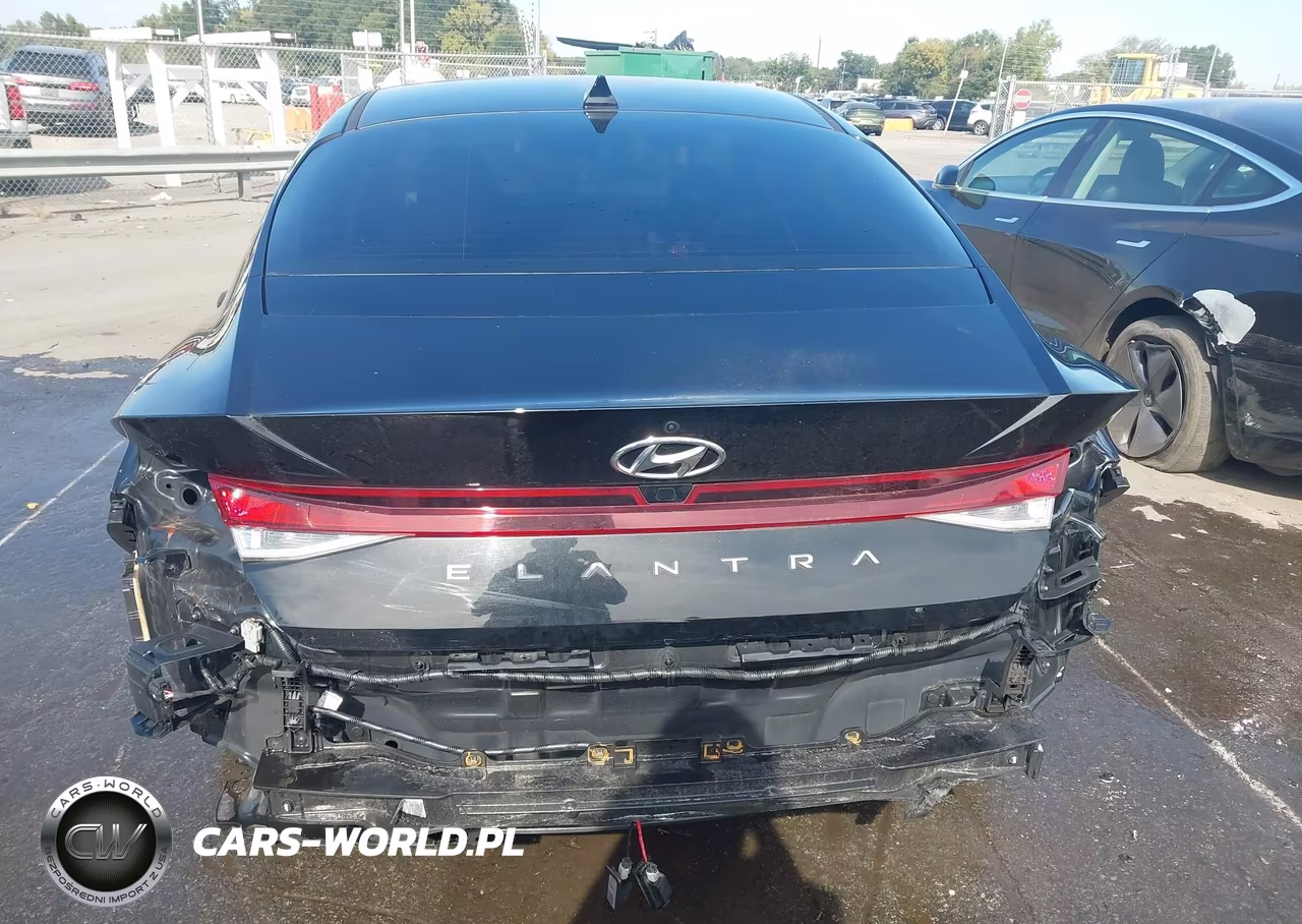 2021 Hyundai Elantra Sel VIN:5NPLS4AGXMH005659 - 17