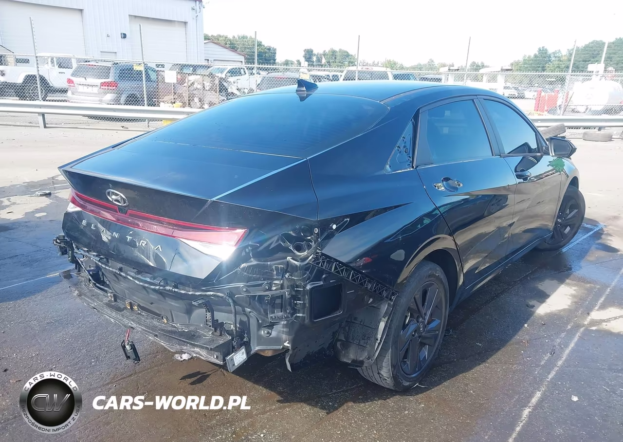 2021 Hyundai Elantra Sel VIN:5NPLS4AGXMH005659 - 4