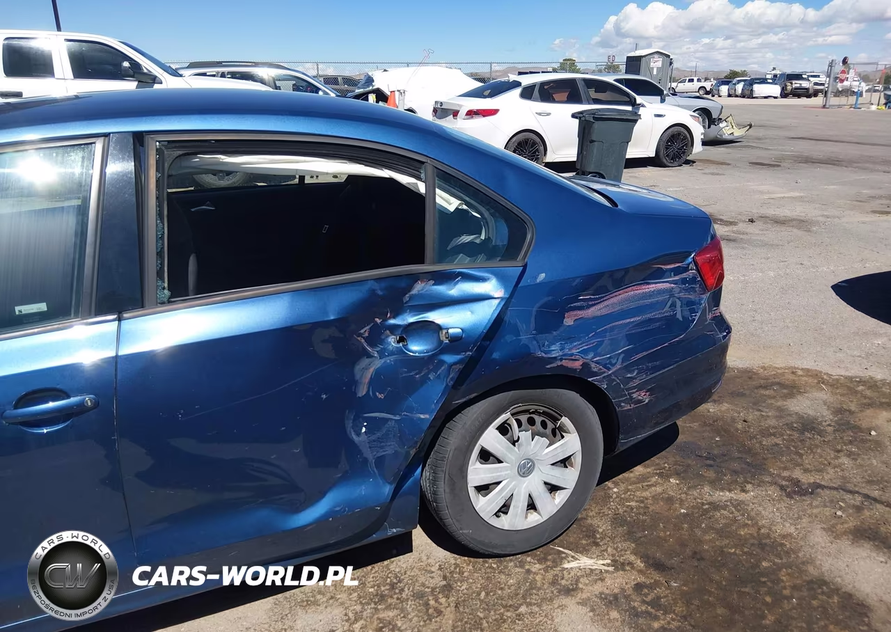 2015 Volkswagen Jetta 2.0L S VIN:3VW2K7AJ0FM260758 - 6