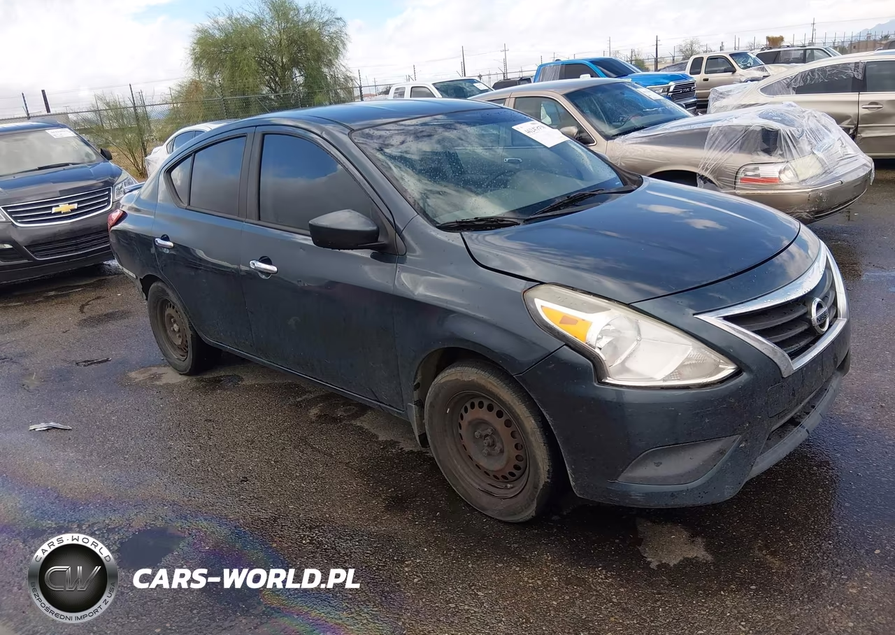 2015 Nissan Versa 1.6 Sv