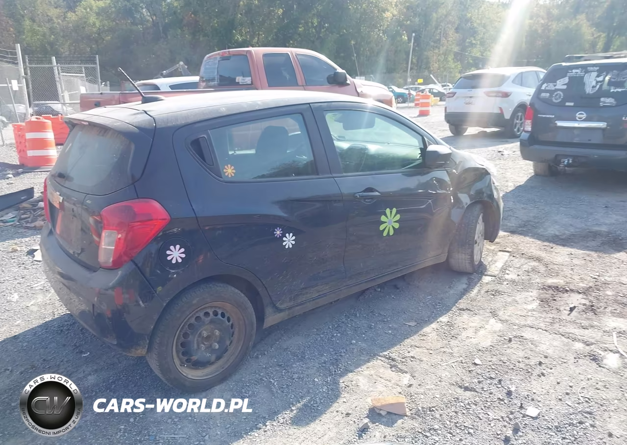 2017 Chevrolet Spark Ls Manual VIN:KL8CA6SA0HC805499 - 4