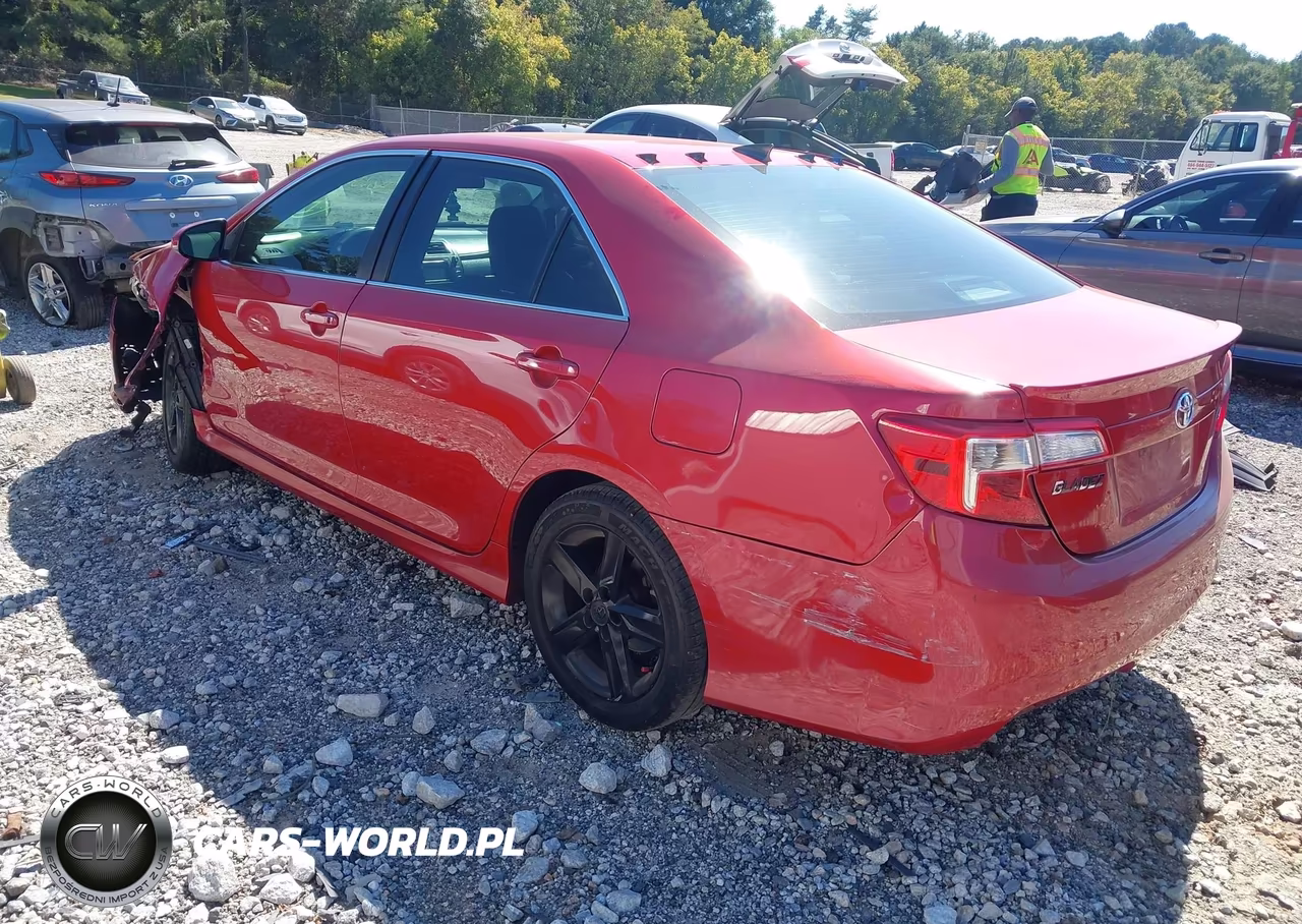 2013 Toyota Camry Se VIN:4T1BF1FK7DU682682 - 3