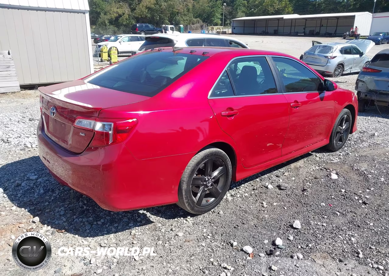 2013 Toyota Camry Se VIN:4T1BF1FK7DU682682 - 4