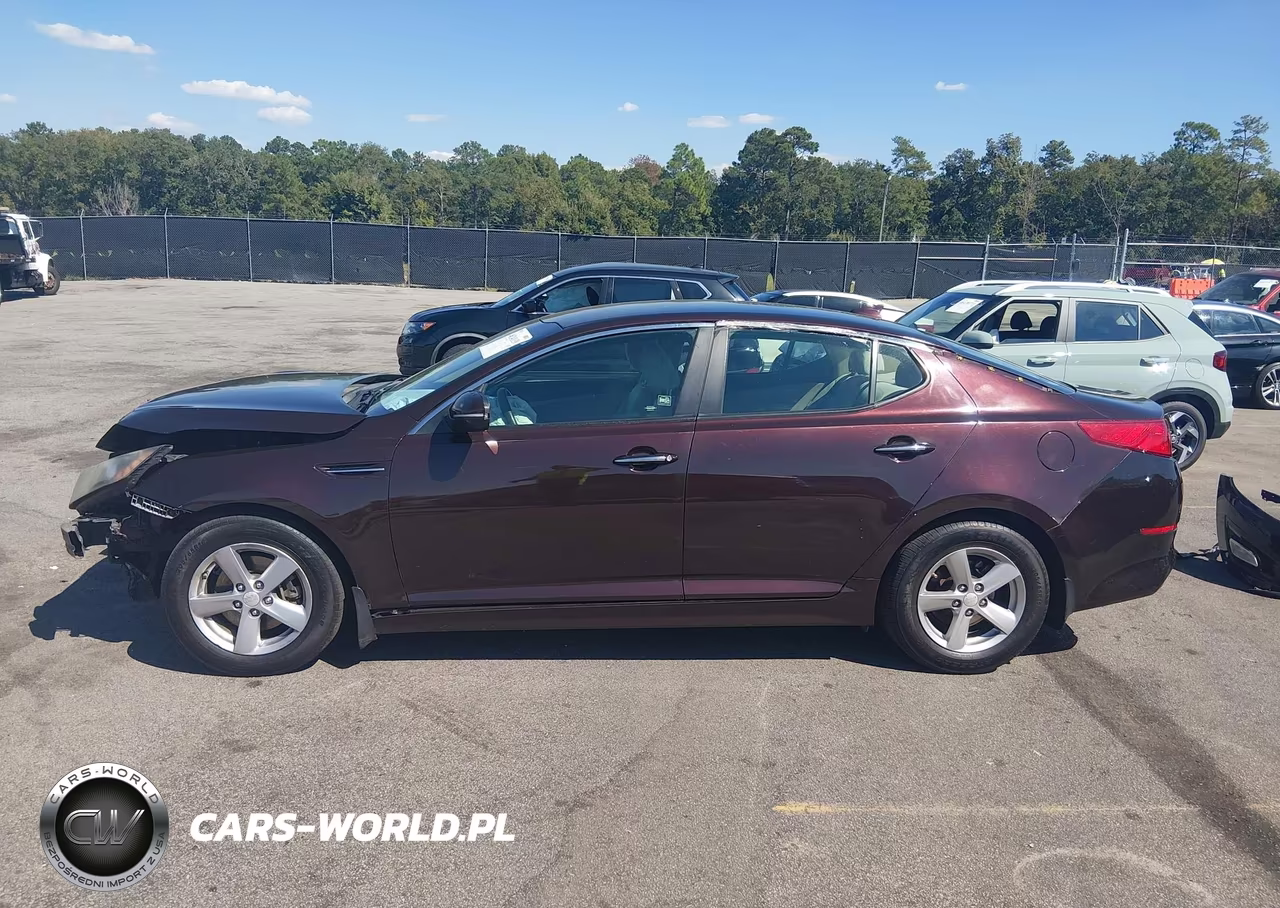 2015 Kia Optima Lx VIN:5XXGM4A71FG380141 - 14