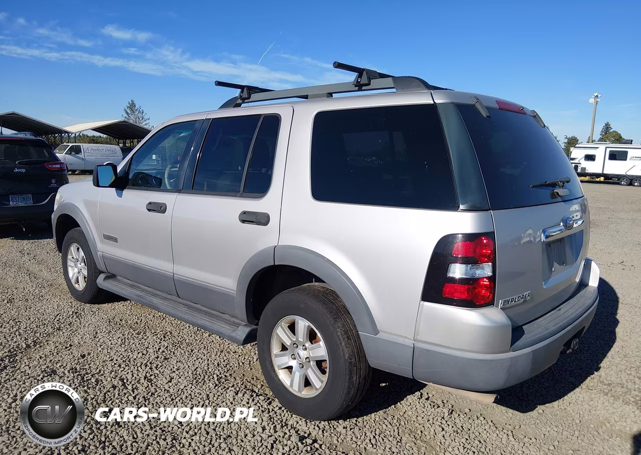 2006 Ford Explorer Xlt VIN:1FMEU73E76UB44796 - 3