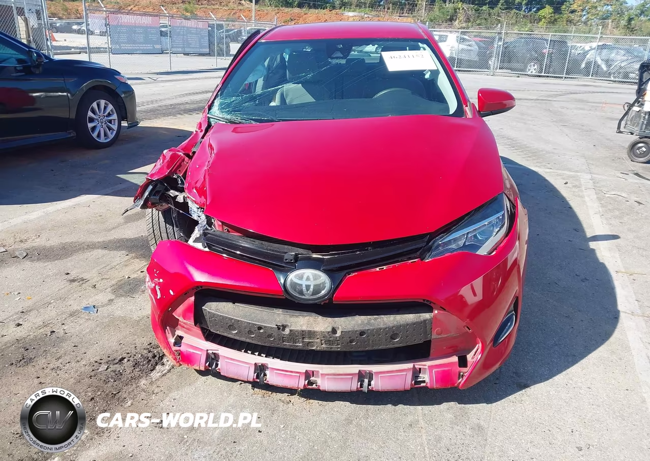 2017 Toyota Corolla Le VIN:5YFBURHE2HP708110 - 12
