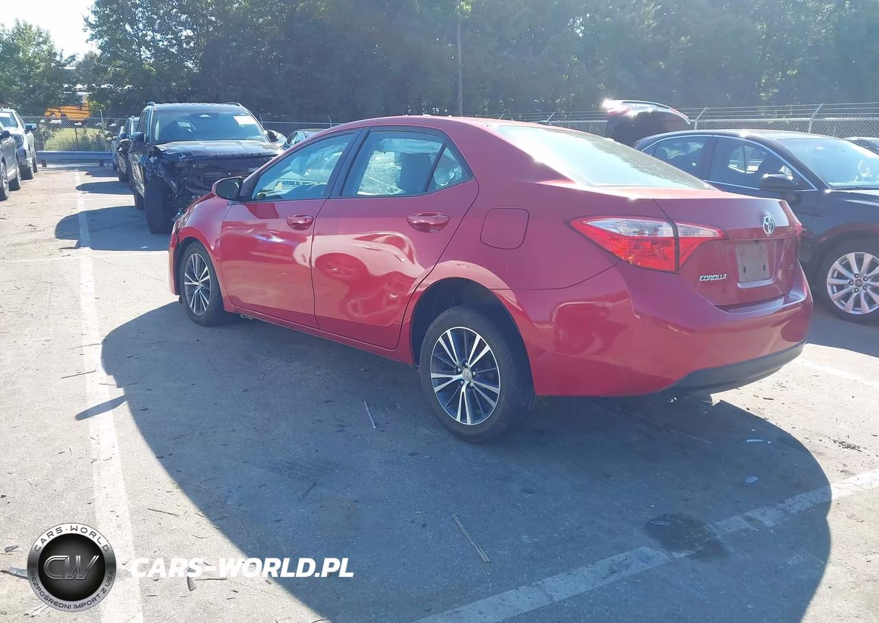 2017 Toyota Corolla Le VIN:5YFBURHE2HP708110 - 3